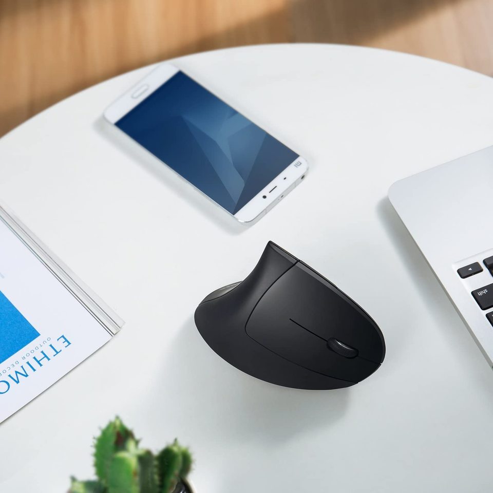 Refurbished Anker 2.4G Wireless Vertical Ergonomic Optical Mouse - Image 3
